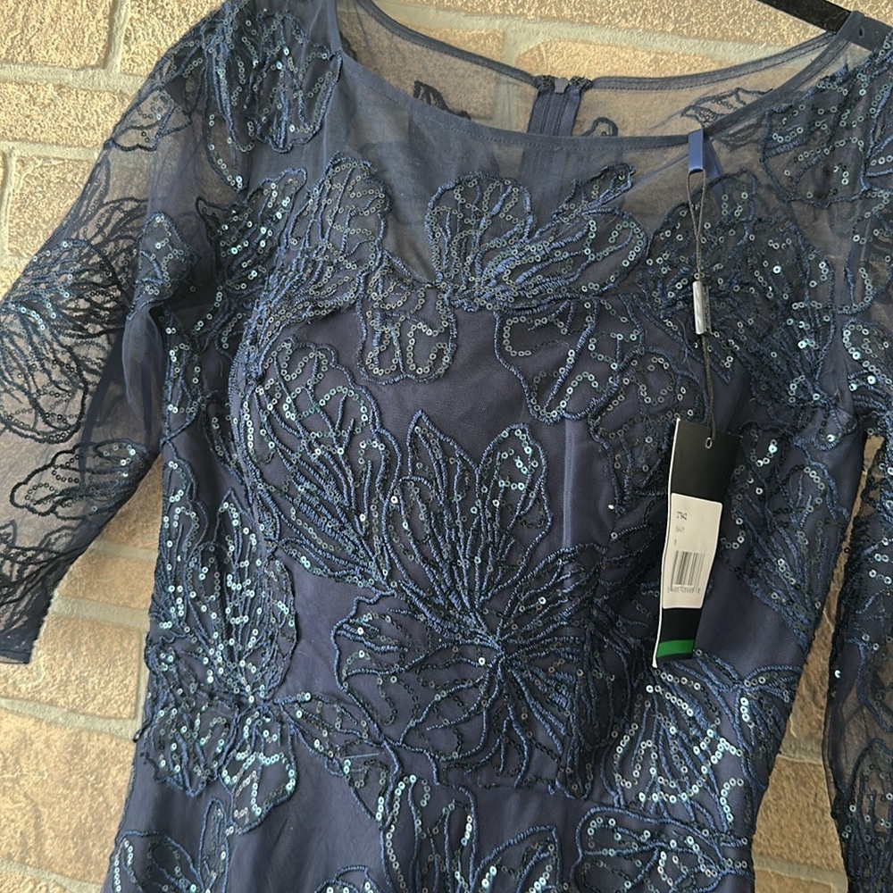 NWT La Femme 27942 Floral A-line Lace Sequin Gown with Sheer Scoop Neckline 6 - Picture 7 of 13